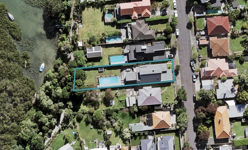 12 Winsomere Crescent, Westmere, Auckland - Carousel 1