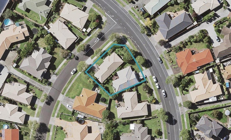56 Kilimanjaro Drive, Northpark, Auckland - Carousel 1