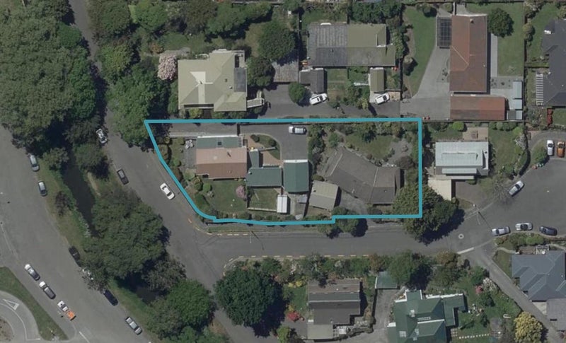 1 Tuscany Place, Beckenham, Christchurch - Carousel 1