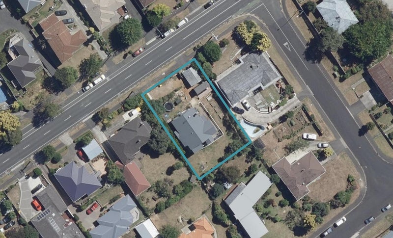 51 Forest Lake Road, Forest Lake, Hamilton - Carousel 1