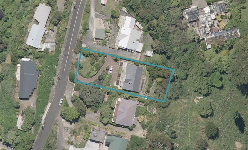 22 Wairere Road, Bastia Hill, Whanganui - Carousel 1