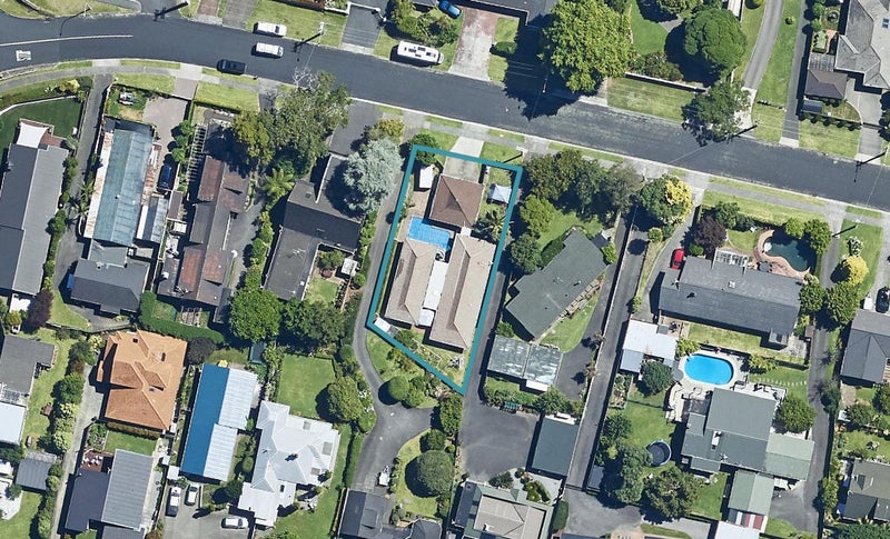 11 Hinewa Road, Otumoetai, Tauranga - Carousel 1
