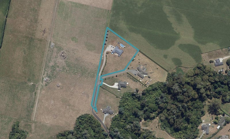 16E Titoki Drive, Tamahere, Hamilton - Carousel 1
