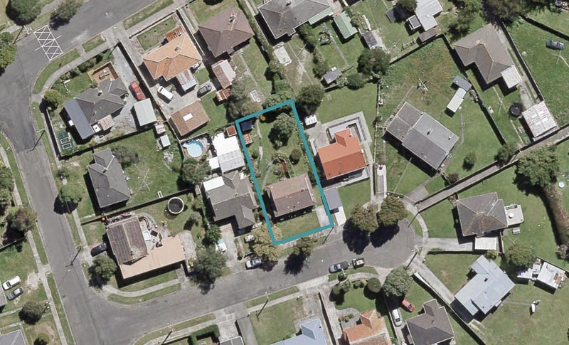 2 Welch Grove, Taita, Lower Hutt - Carousel 1