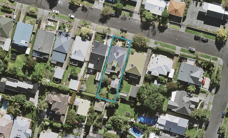 4 Douglas Road, Mount Eden, Auckland - Carousel 1