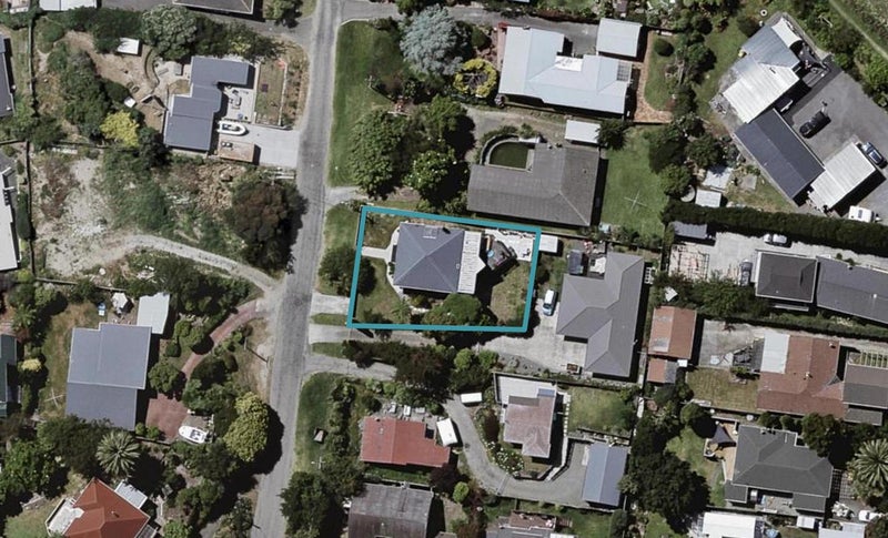 126 Matatua Road, Raumati Beach, Paraparaumu - Carousel 1