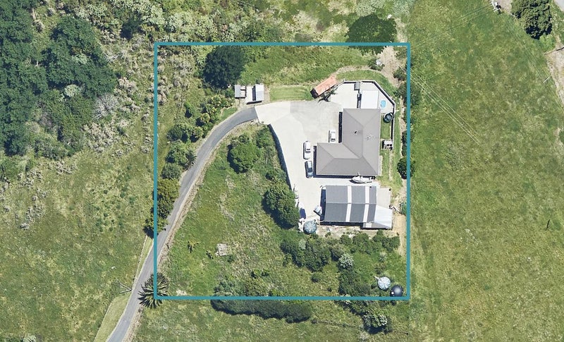 964 Welcome Bay Road, Papamoa, Tauranga - Carousel 1