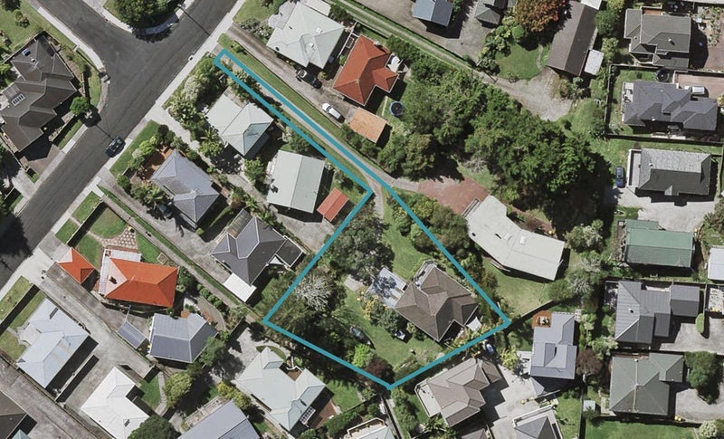 21 Merriefield Avenue, Forrest Hill, Auckland - Carousel 1