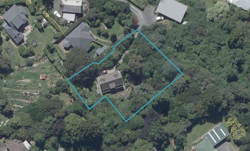 17 Fulton Road, Glenleith, Dunedin - Carousel 1