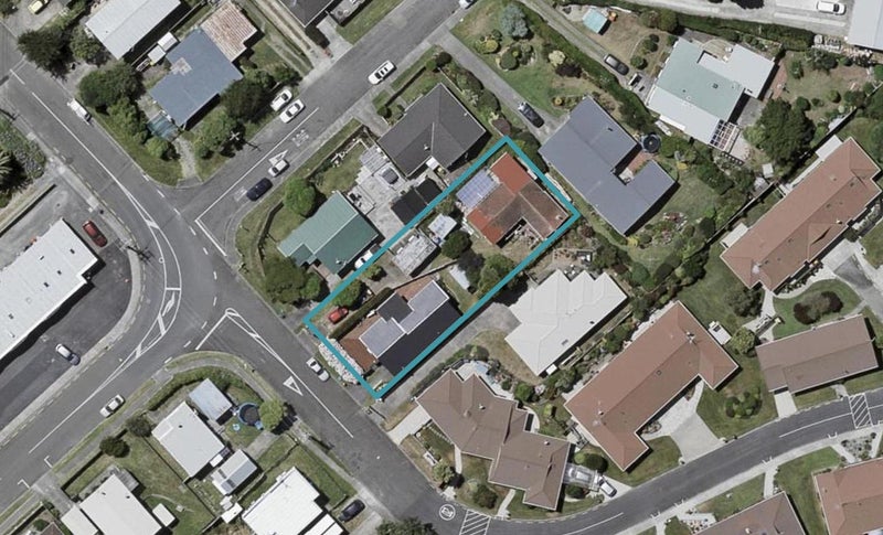 35 Sweetman Avenue, Paraparaumu Beach, Paraparaumu - Carousel 1