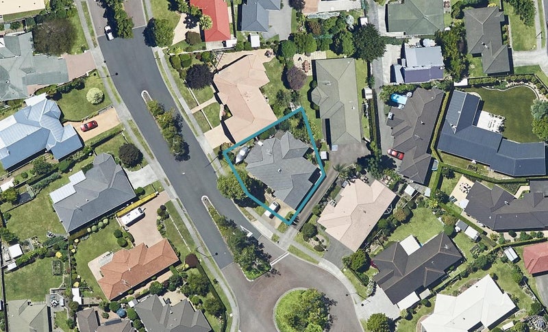 7 St Andrews Drive, Bethlehem, Tauranga - Carousel 1