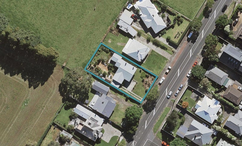 132 Campbell Road, One Tree Hill, Auckland - Carousel 1