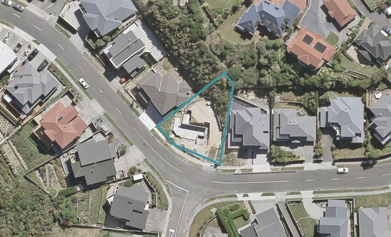 97 Cedar Street, Maungaraki, Lower Hutt - Carousel 1