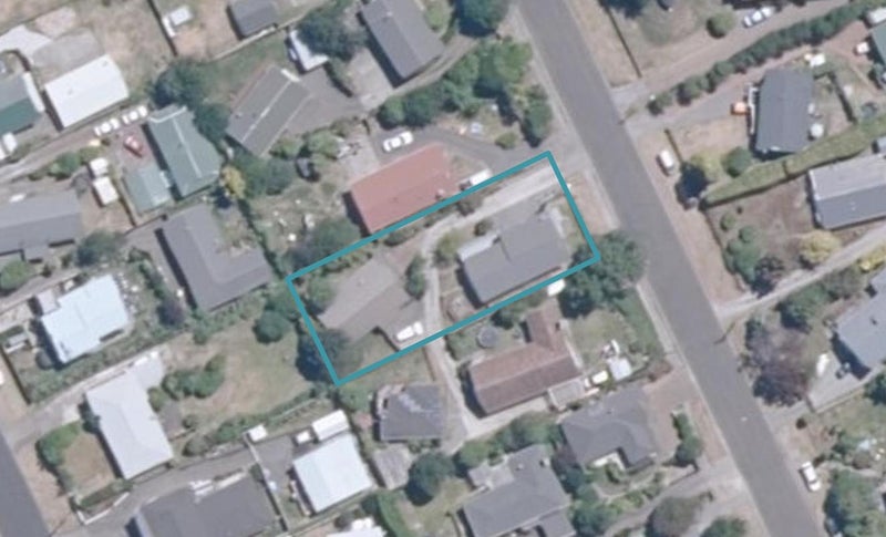 1/37 Sunset Street, Hilltop, Taupō - Carousel 1