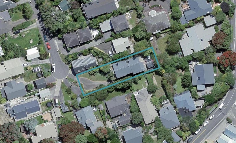 37 Shirley Street, Karori, Wellington - Carousel 1
