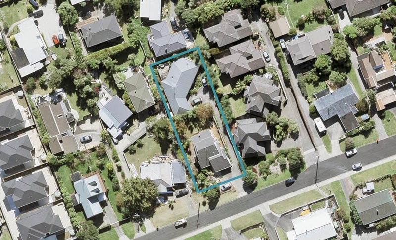 1/17 Manuwai Road, Torbay, Auckland - Carousel 1