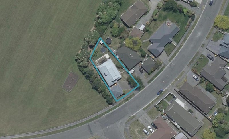 21 Radiata Avenue, Parklands, Christchurch - Carousel 1