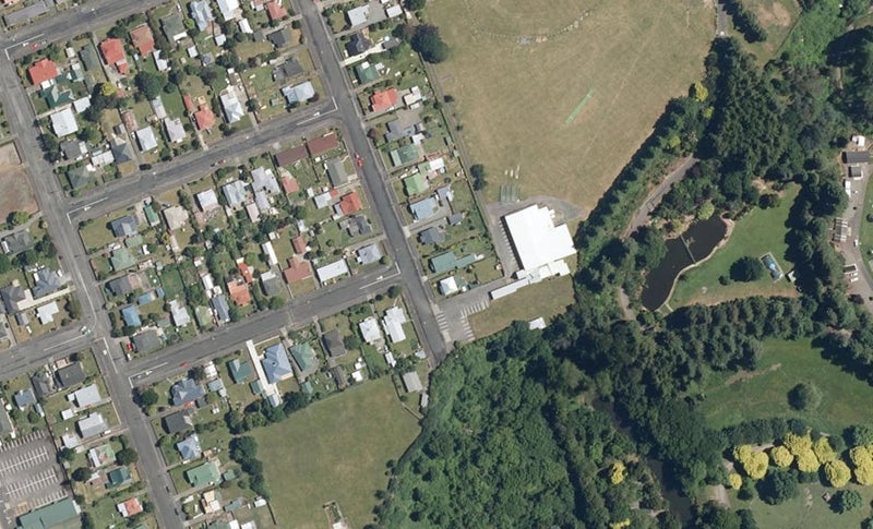 31 York Street, Dannevirke - Carousel 1