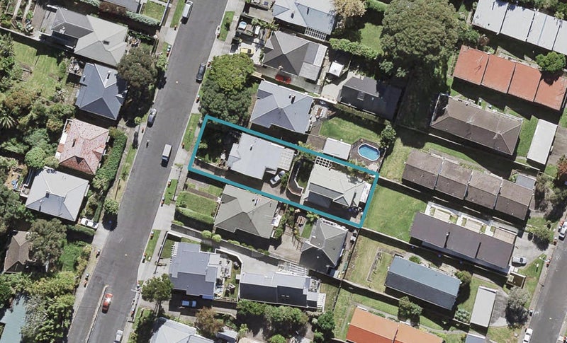 1/41 Finch Street, Western Springs, Auckland - Carousel 1