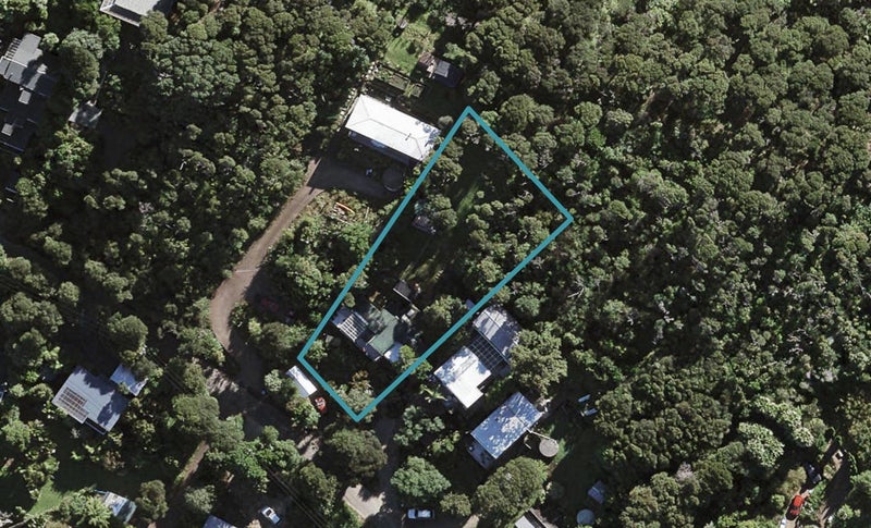 80 Fairview Crescent, Omiha, Waiheke Island - Carousel 1
