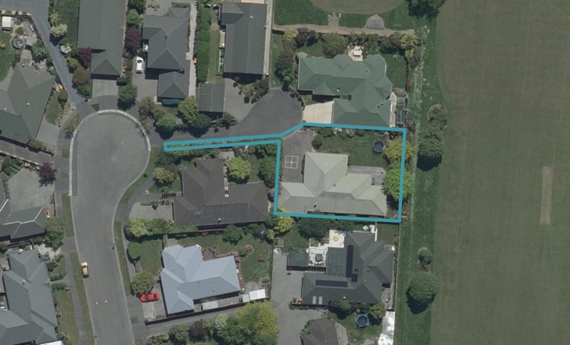 34 Farnswood Place, Redwood, Christchurch - Carousel 1