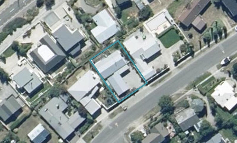 26 Oregon Drive, Kelvin Heights, Queenstown - Carousel 1