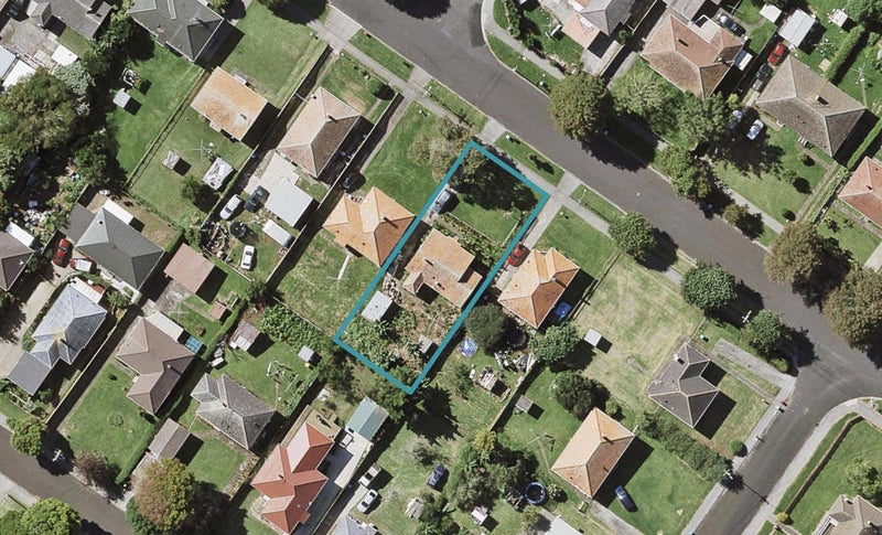 32 Stewart Avenue, Panmure, Auckland - Carousel 1