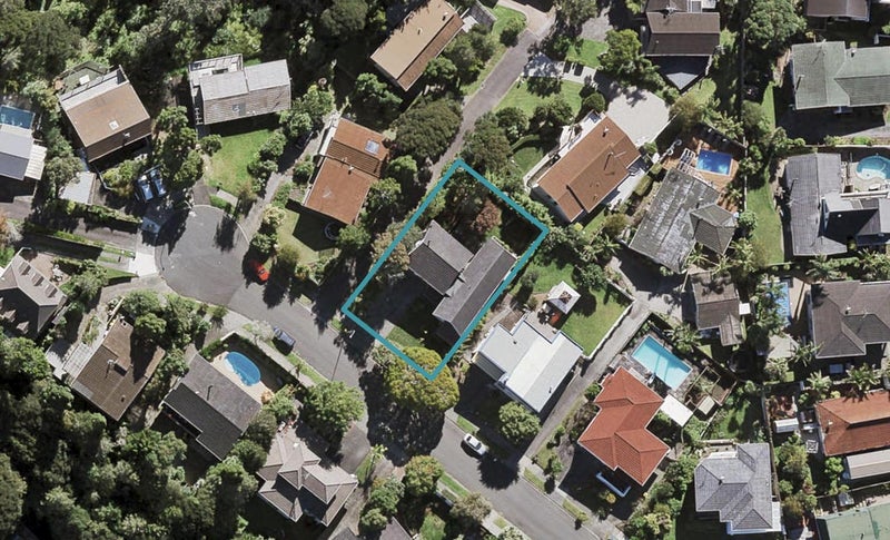 11 Heaton Grove, Chatswood, Auckland - Carousel 1