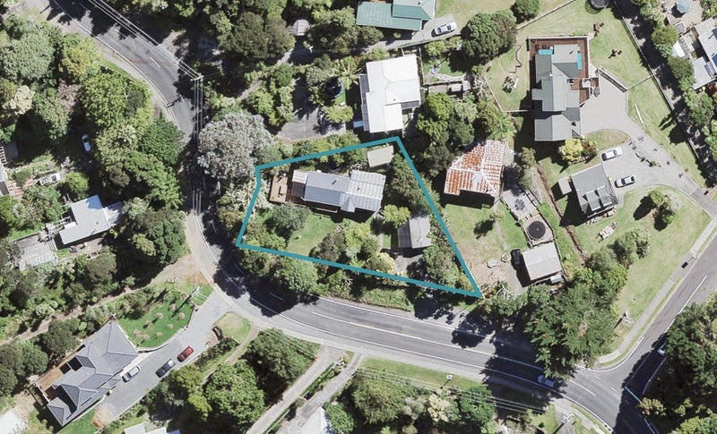 42 Victory Road, Laingholm, Auckland - Carousel 1