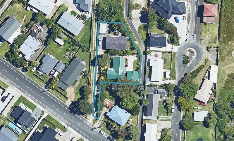 1335 Papamoa Beach Road, Papamoa Beach, Papamoa - Carousel 1