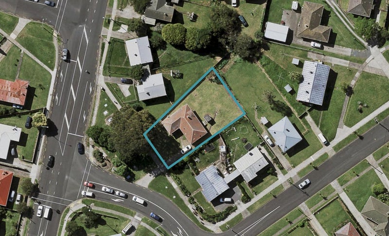 2 Dawson Road, Otara, Auckland - Carousel 1