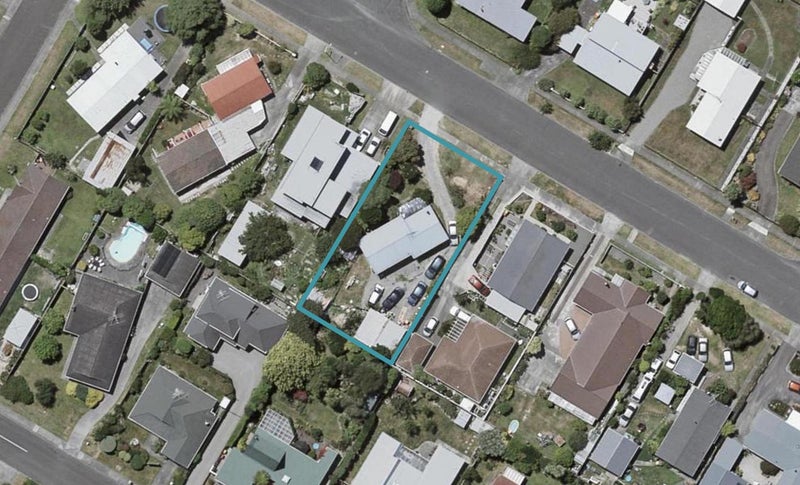 26 Sylvan Avenue, Waikanae - Carousel 1