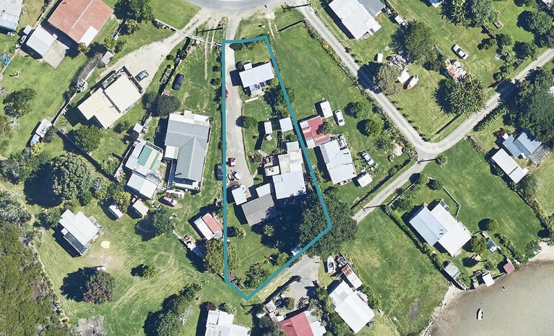 22 Lyndhurst Avenue, Maketu, Te Puke - Carousel 1
