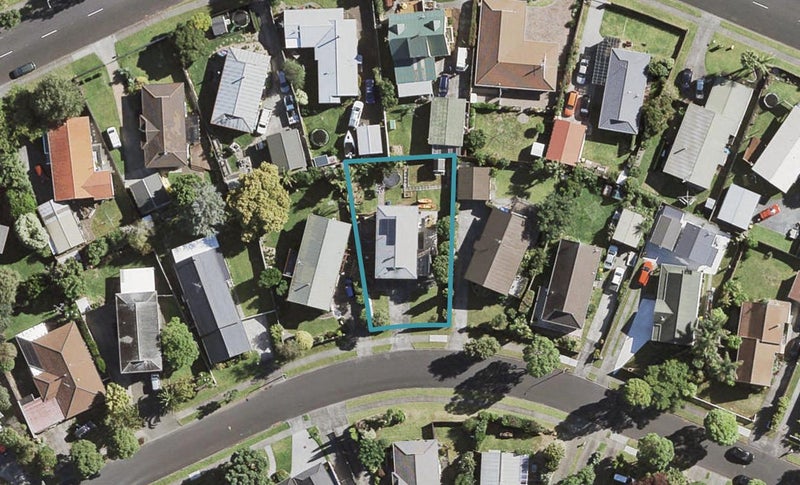 13 Sunningdale Street, Wattle Downs, Auckland - Carousel 1
