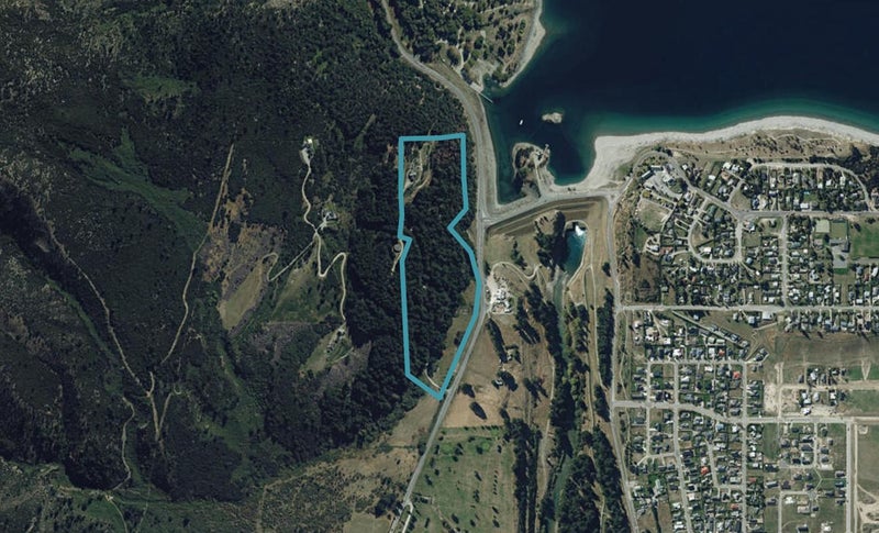 1147C Lake Hawea-Albert Town Road, Albert Town, Wānaka - Carousel 1