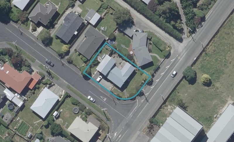 99 Gilkison Street, Halfway Bush, Dunedin - Carousel 1