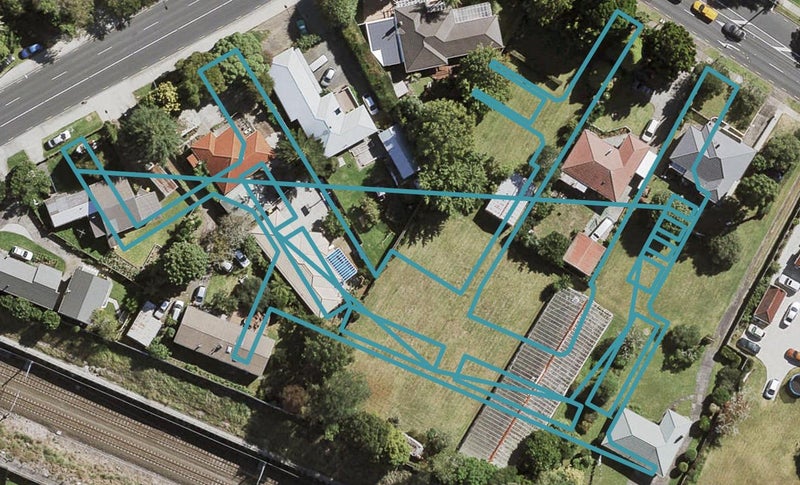 6/6 Sturges Road, Henderson, Auckland - Carousel 1