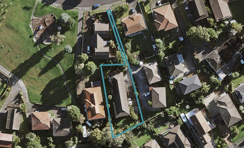 24A Stranolar Drive, Mount Roskill, Auckland - Carousel 1