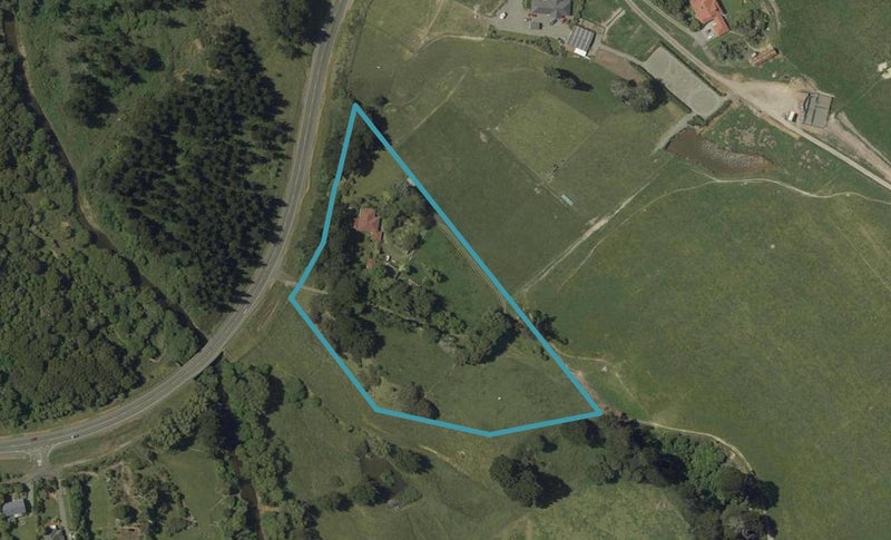 609 Tennent Drive, Linton, Palmerston North - Carousel 1