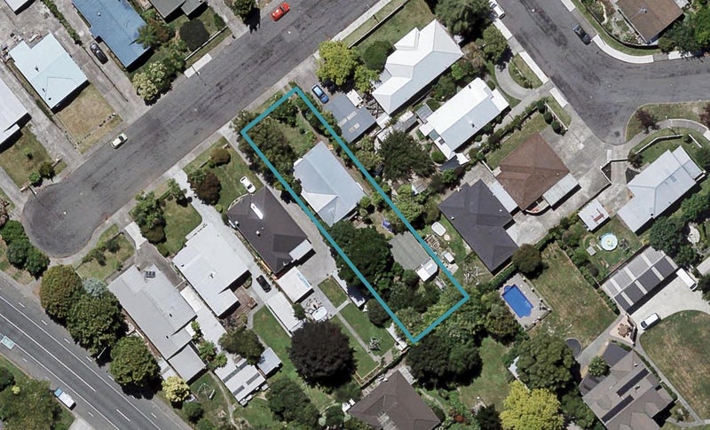 304 Lovedale Road, Saint Leonards, Hastings - Carousel 1