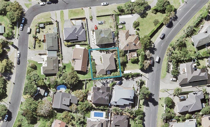 2A Philson Terrace, Browns Bay, Auckland - Carousel 1