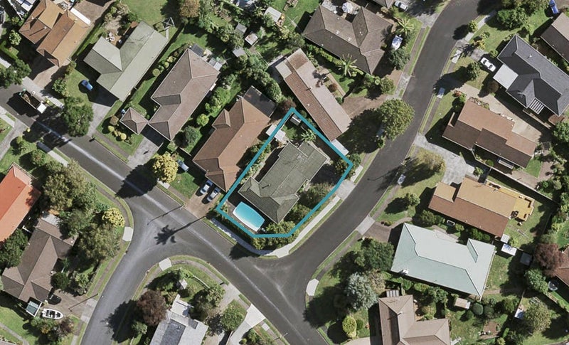 29 Lakeside Drive, Pahurehure, Papakura - Carousel 1