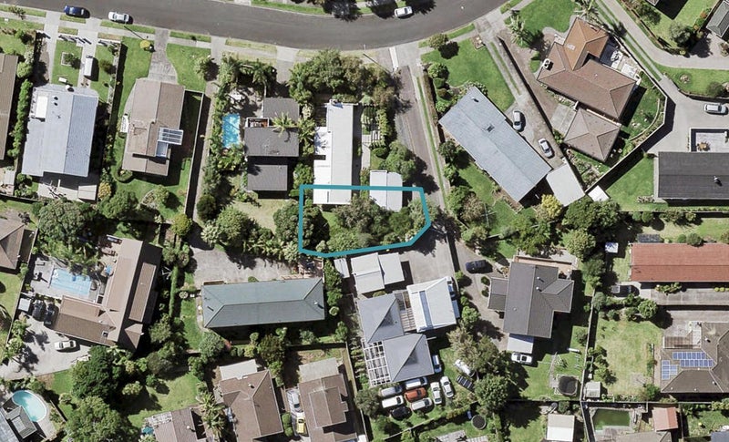 22C Fielding Crescent, Farm Cove, Auckland - Carousel 1