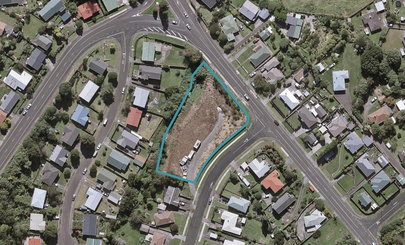 6/2 Oranga Street, Marfell, New Plymouth - Carousel 1
