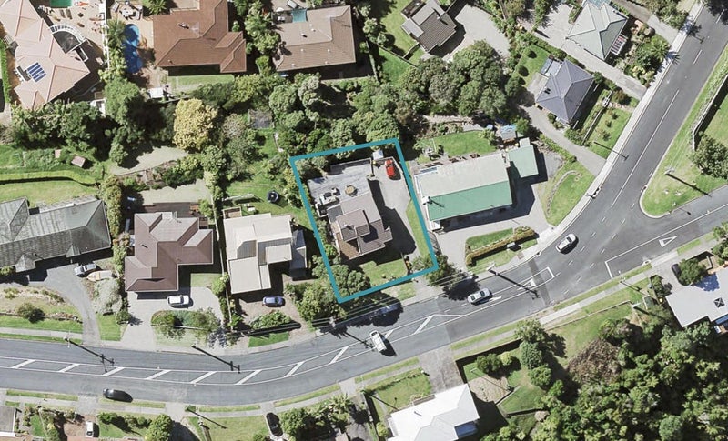 170 Sandspit Road, Shelly Park, Auckland - Carousel 1