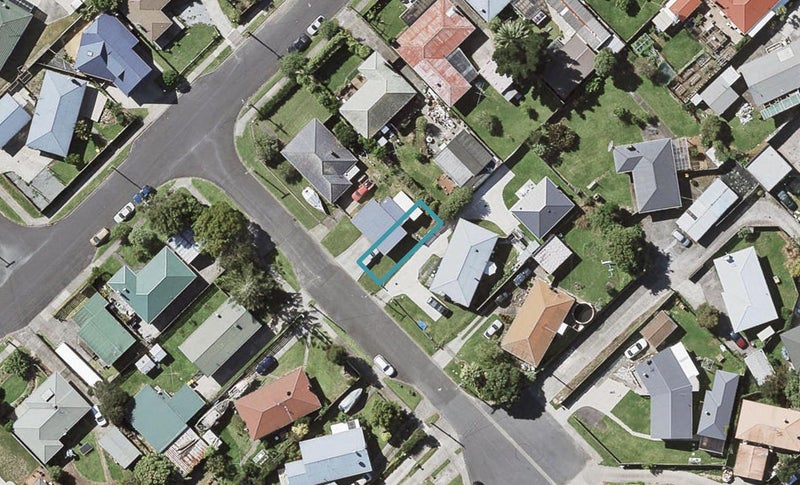 7/2 Dolphin Street, Pakuranga, Auckland - Carousel 1