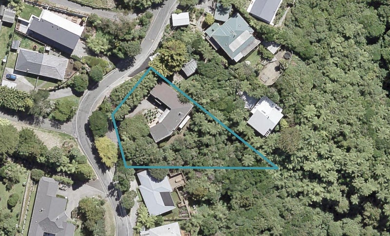 184 Normandale Road, Normandale, Lower Hutt - Carousel 1