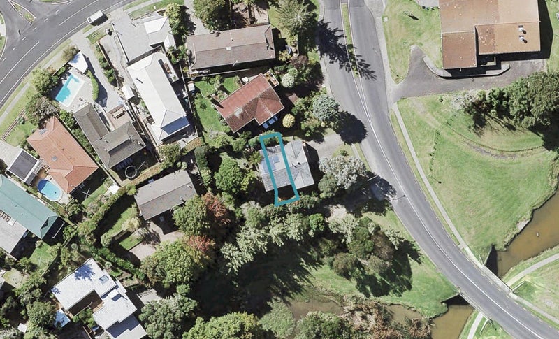 86B Glencoe Road, Browns Bay, Auckland - Carousel 1