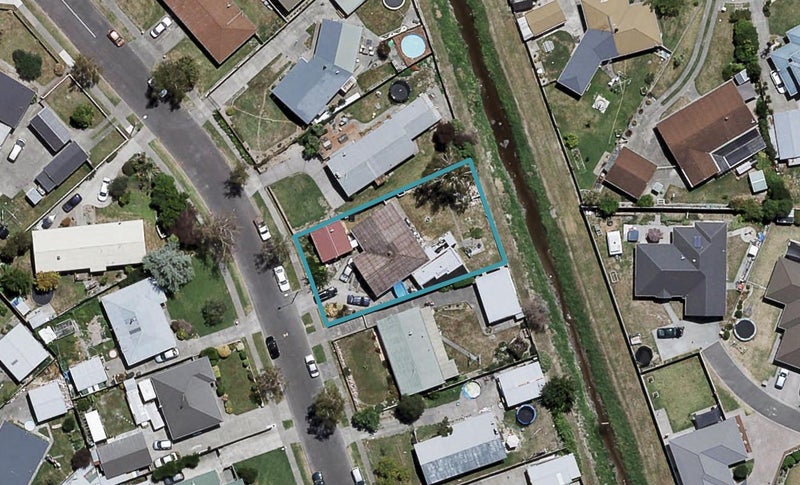 9 Henley Crescent, Pirimai, Napier - Carousel 1