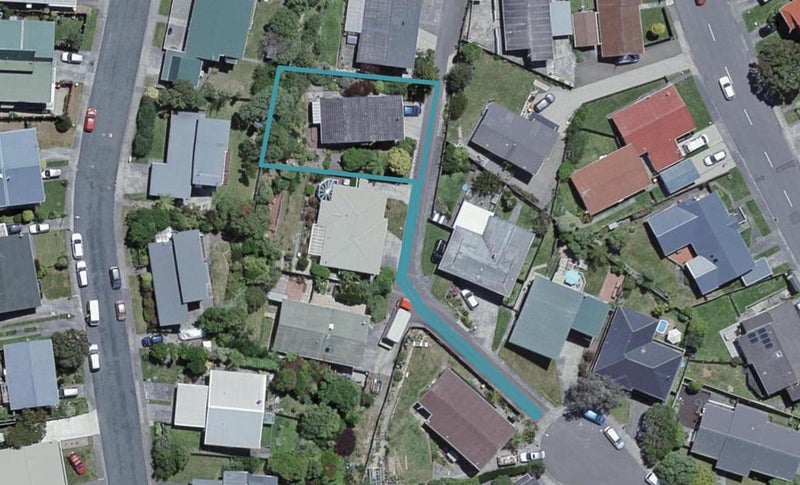 13 Malaghan Grove, Johnsonville, Wellington - Carousel 1